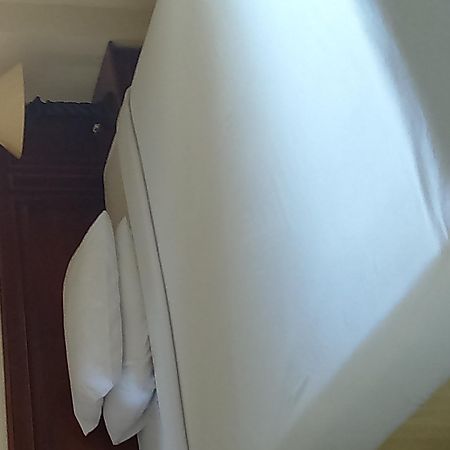 Archie Hotel Ternate Island Ngoại thất bức ảnh